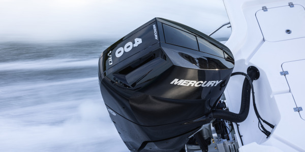 Fin de saison : les bons gestes pour préparer votre bateau et votre moteur Mercury à l’hivernage
